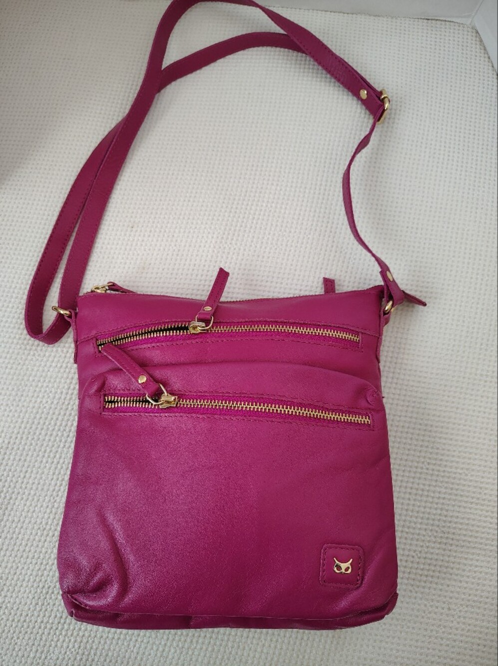 Wise Owl Fuchsia Leather Crossbody Bag with Gold Zippers.